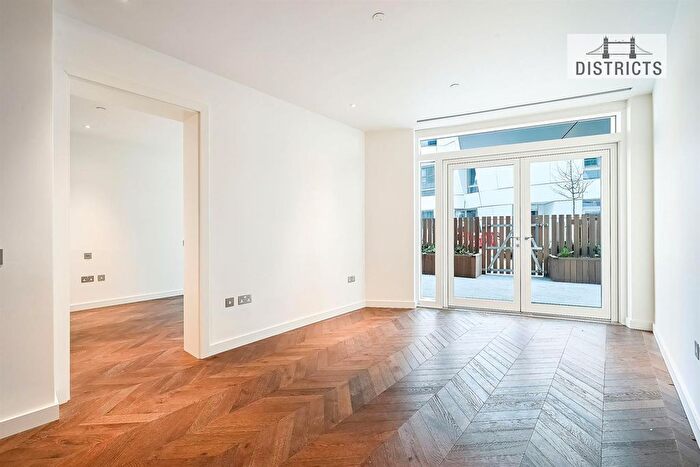 2 Bedroom Flat To Rent In Wilshire House, Prospect Way, SW11