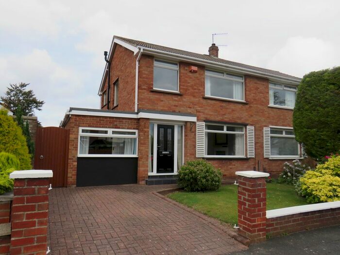 3 Bedroom Semi-Detached House To Rent In Sadberge Grove, Stockton-On-Tees TS19