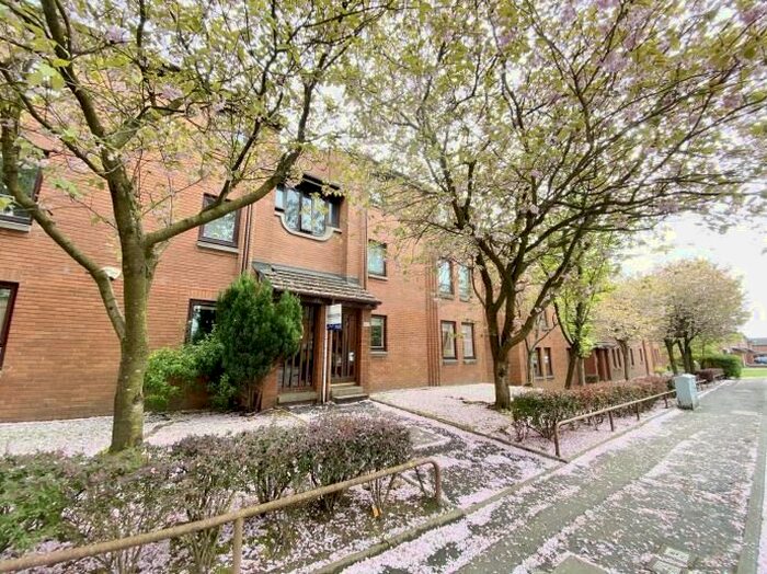 2 Bedroom Flat To Rent In , Budhill Avenue, Springboig, Glasgow, G32