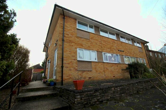 2 Bedroom Maisonette To Rent In Kewa Court, Cross Oak Road, Berkhamsted, HP4
