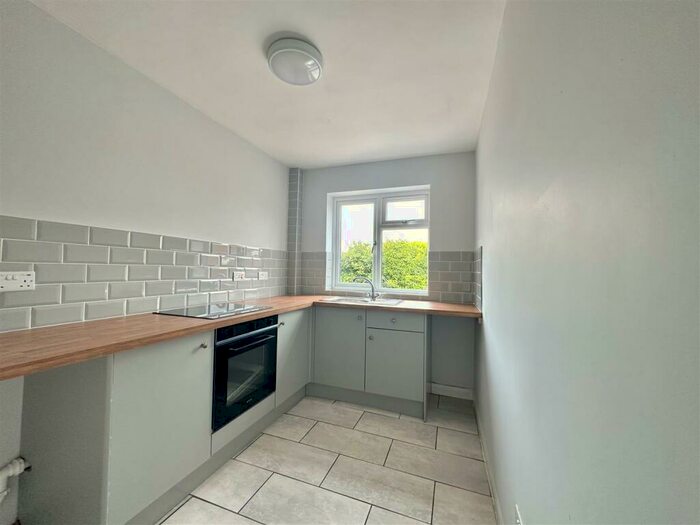 1 Bedroom Flat To Rent In The Spittal, Castle Donington, Derby, DE74
