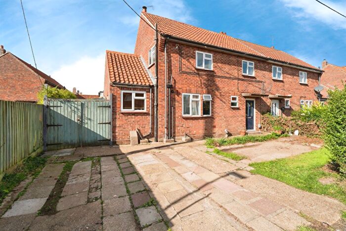 4 Bedroom Semi-Detached House For Sale In Coronation Road, Holt, NR25