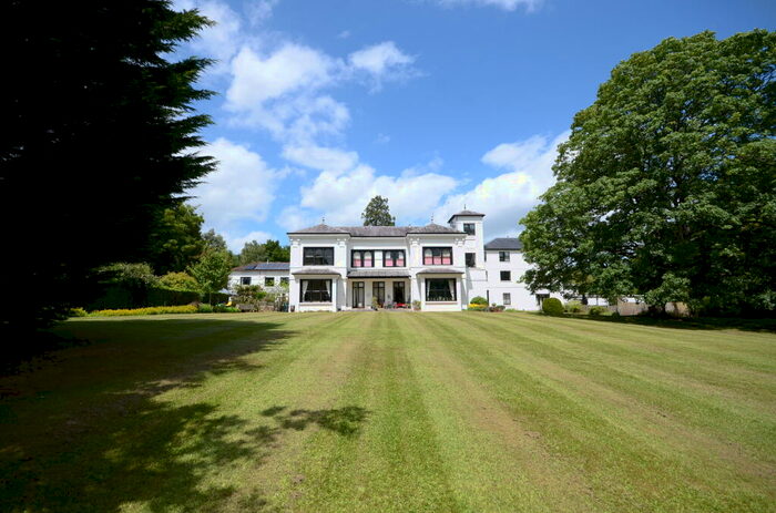 3 Bedroom Flat To Rent In Sandhurst Lodge, Wokingham Road, Wokingham Road, RG45