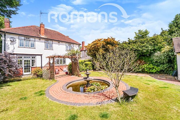4 Bedroom Detached House To Rent In London Road, Datchet, SL3