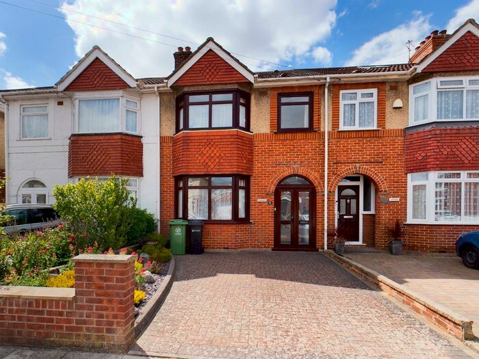3 Bedroom Terraced House To Rent In Lonsdale Avenue, Cosham, Portsmouth, PO6