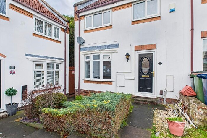 3 Bedroom Terraced House For Sale In Rothwell Mews, Eston, Middlesbrough, TS6