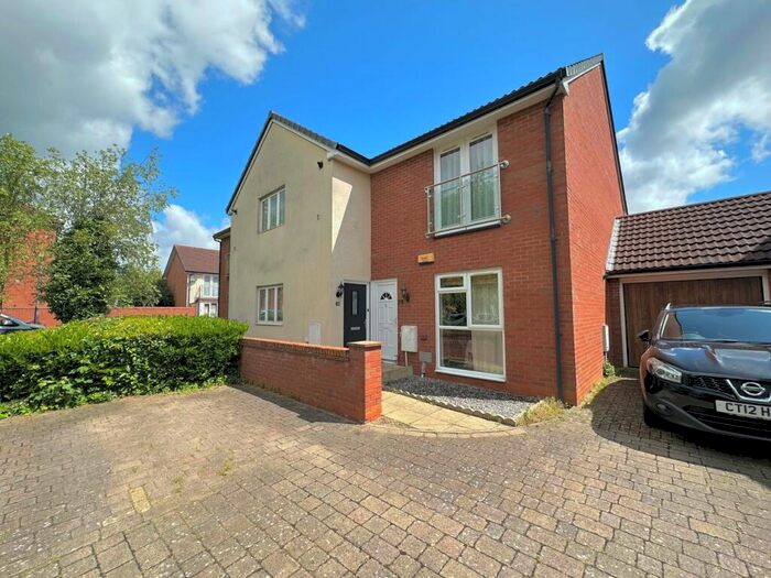 2 Bedroom Apartment To Rent In Bewdley Grove, Broughton, Milton Keynes, MK10