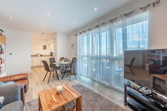1 Bedroom Flat To Rent In Lyon Road, , Harrow On The Hill, Harrow, HA1