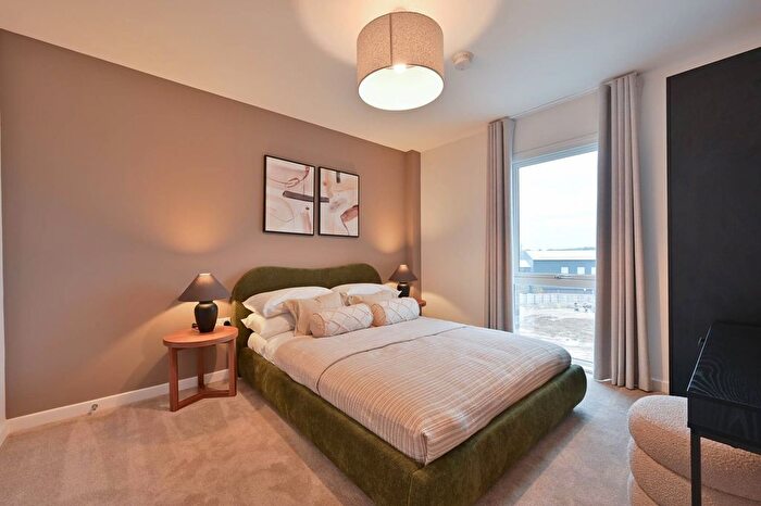 3 Bedroom Flat For Sale In Eastman Village, Harrow, HA1