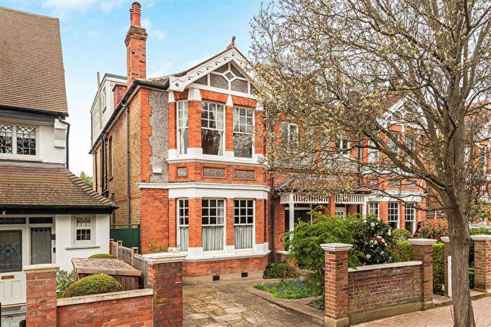 6 Bedroom Detached House For Sale In Kitson Road, Barnes, SW13