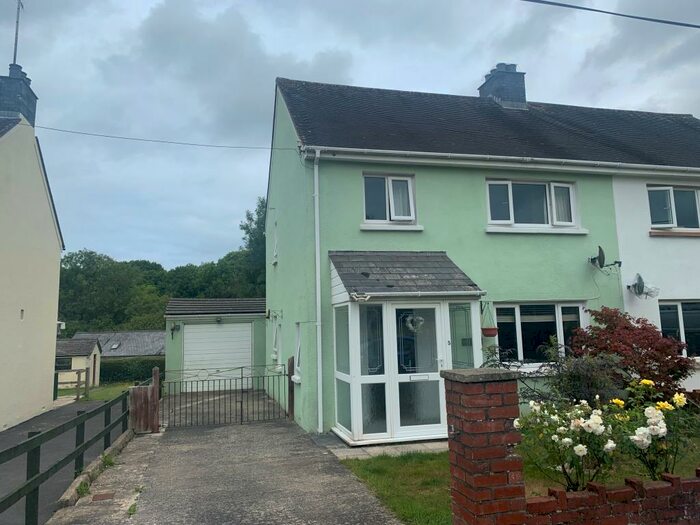 3 Bedroom House To Rent In Bro Gido, Gilfachrheda, SA45