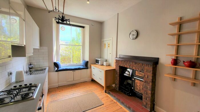 2 Bedroom Flat To Rent In Henderson Row, Edinburgh, EH3