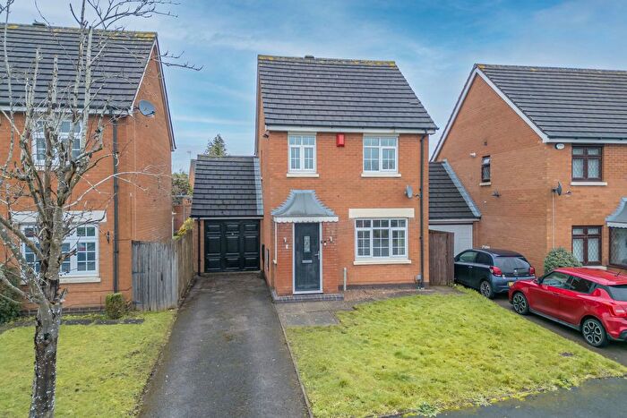 3 Bedroom Detached House For Sale In Westgrove Avenue, Shirley, Solihull, B90