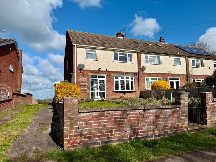 3 Bedroom End Of Terrace House For Sale In The Green, Braunston, NN11