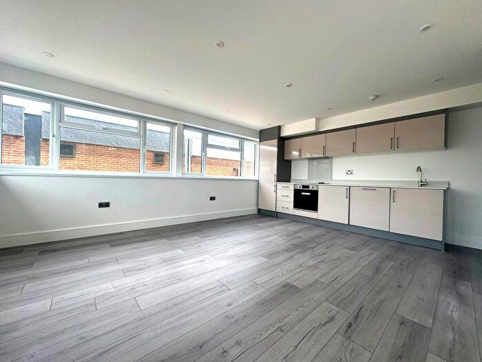 2 Bedroom Flat To Rent In High Street, Swanley, BR8