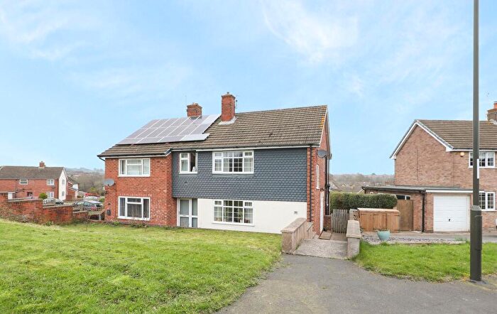 2 Bedroom Semi Detached House For Sale In Cuttholme Road, Chesterfield, S40