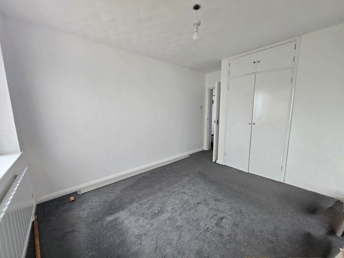 2 Bedroom Flat To Rent In Brighton Road, Worthing, BN11