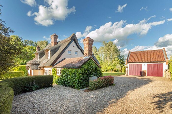 4 Bedroom Detached House For Sale In Church Road, Yelverton, NR14