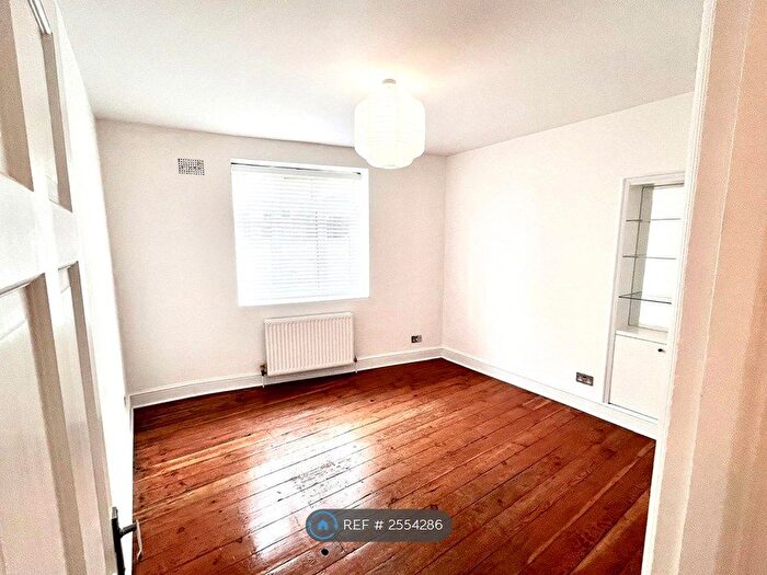 2 Bedroom Flat To Rent In Angel House, London, N1