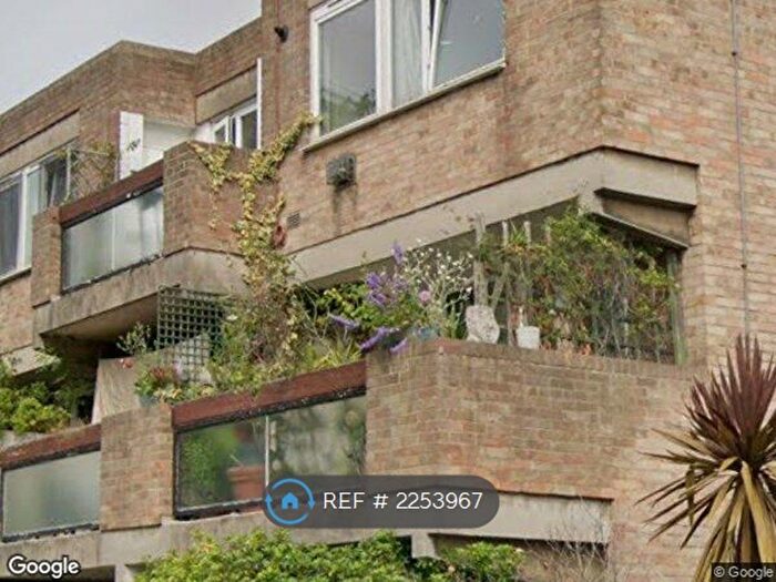 1 Bedroom Flat To Rent In Aldsworth Close, London, W9