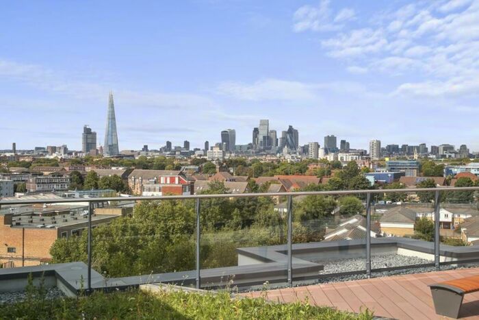 2 Bedroom Apartment To Rent In Rotherhithe New Road London, SE16