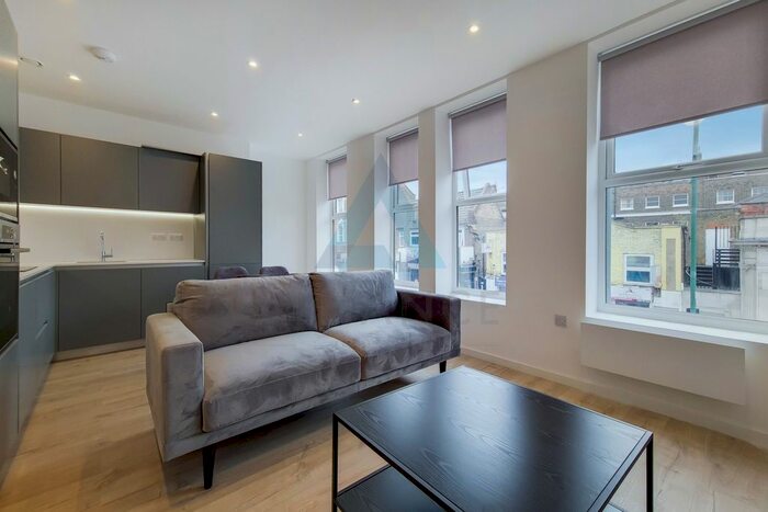 2 Bedroom Flat To Rent In Capital House, - High Road, Leytonstone, London, E11