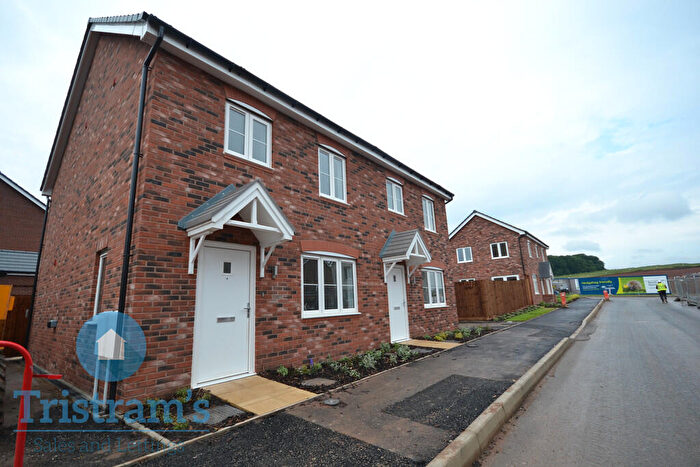 3 Bedroom Semi-Detached House To Rent In Elizabeth Drive, Edwalton, NG12