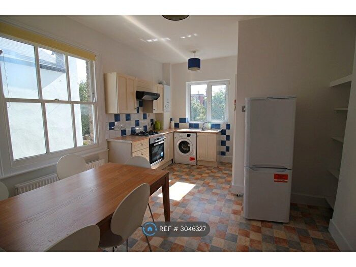 2 Bedroom Maisonette To Rent In Little Ealing Lane, London, W5