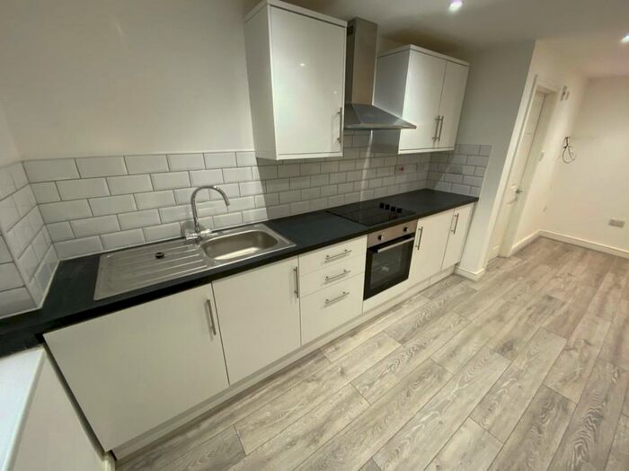 1 Bedroom Apartment To Rent In Fleetwood Road, Leicester, LE2