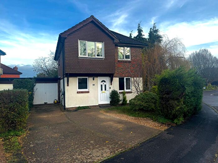 4 Bedroom Detached House For Sale In Gatcombe Gardens, West End, Southampton, SO18