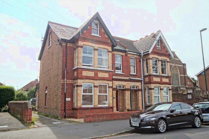 2 Bedroom Flat To Rent In Linden Road, Bognor Regis, PO21