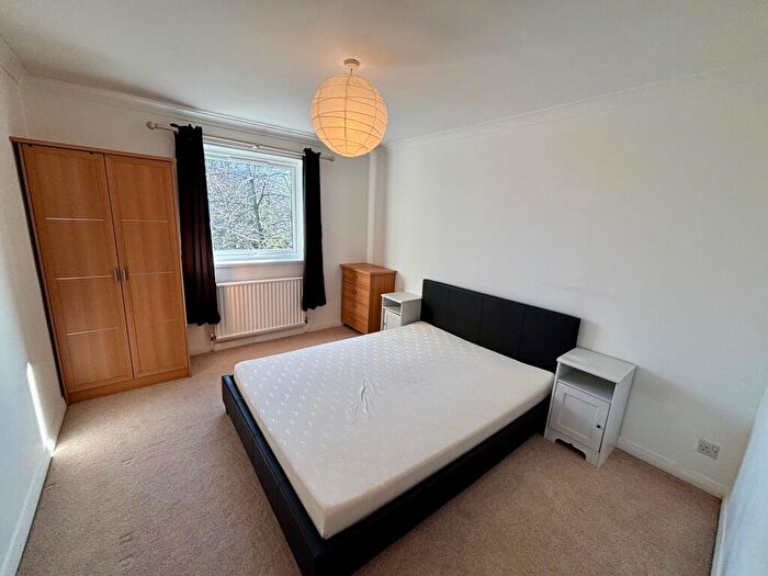 2 Bedroom Apartment To Rent In Broad Ash, Greystoke Gardens, NE2