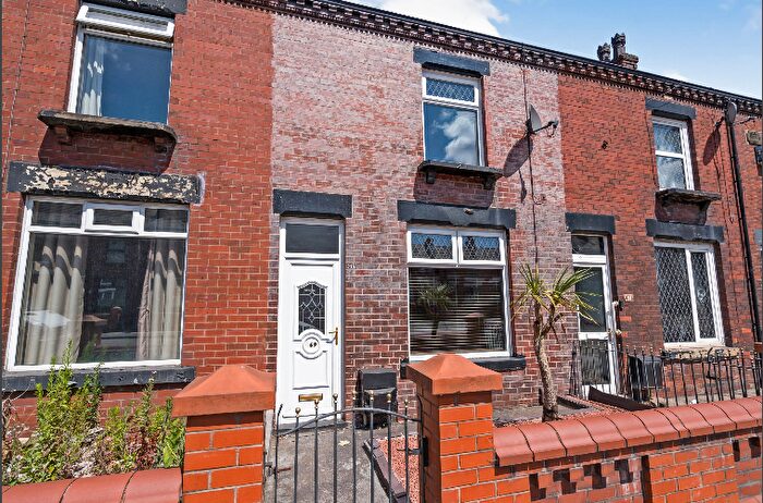 2 Bedroom House To Rent In Bury Road, Bolton, BL2