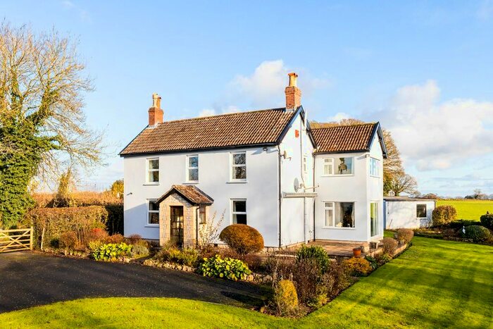 4 Bedroom Detached House For Sale In Green Lane, Stratton-On-The-Fosse, Radstock, BA3