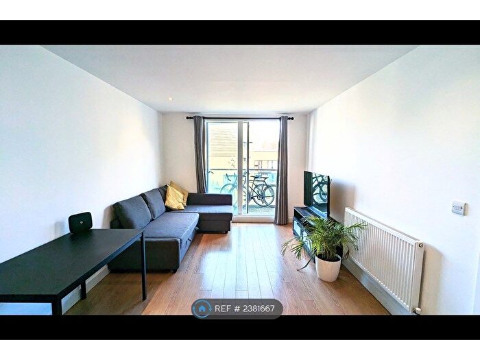 1 Bedroom Flat To Rent In Baquba Building, Lewisham, SE13
