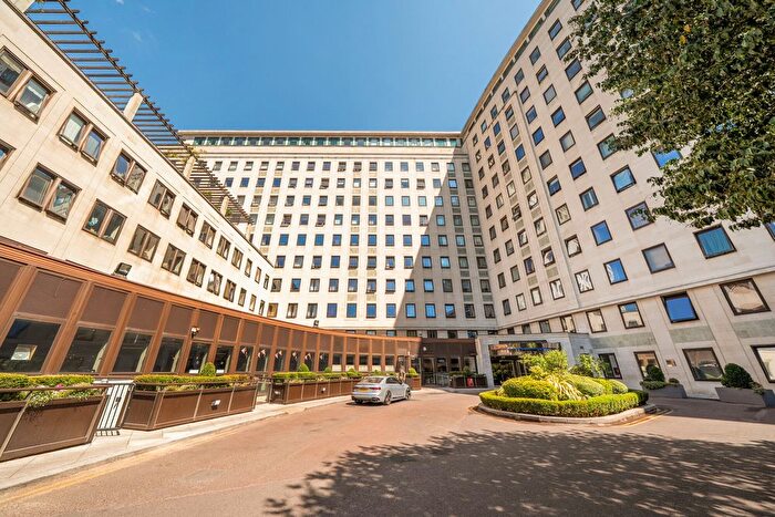 1 Bedroom Flat For Sale In Belvedere Road, London, SE1