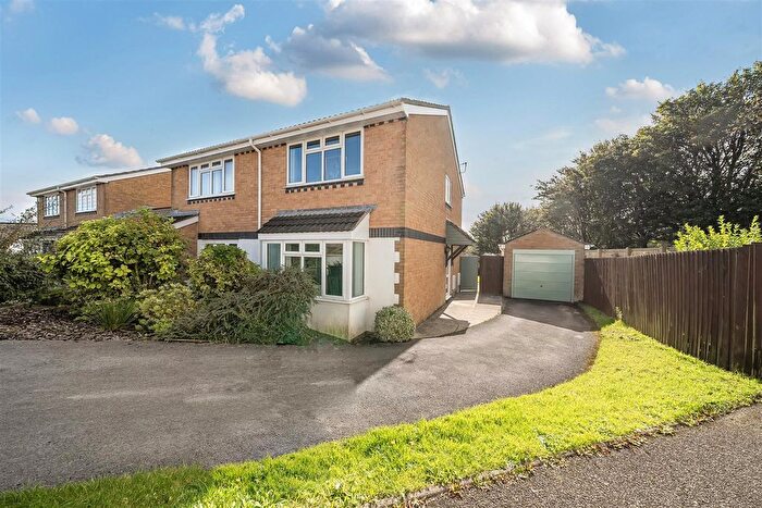 2 Bedroom Semi-Detached House For Sale In Cefn Helyg, Sketty, Swansea, SA2