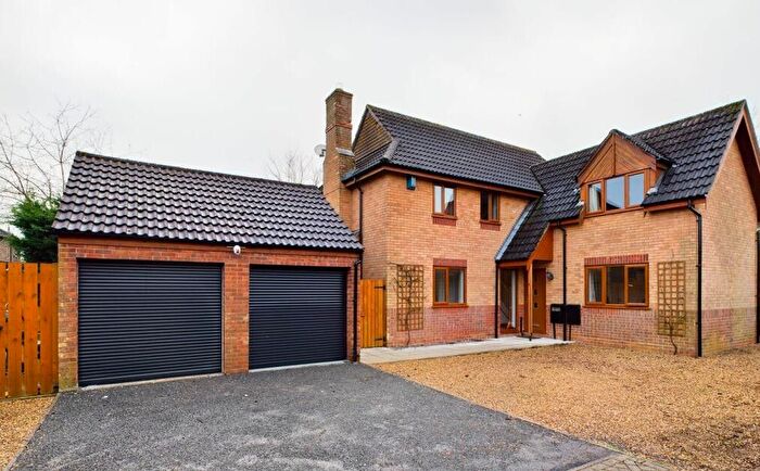 4 Bedroom Detached House For Sale In Wood Lane, Hartwell, Northampton, NN7