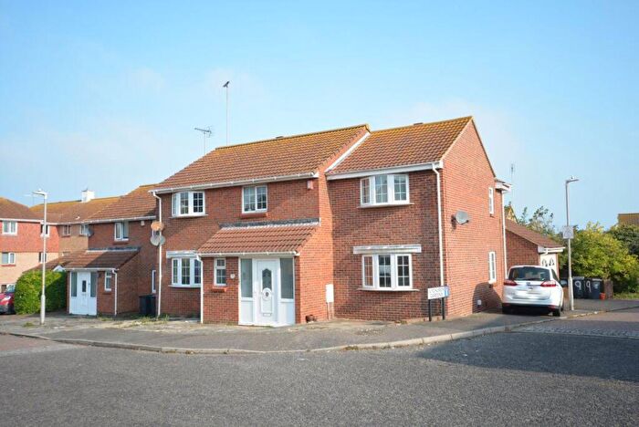 1 Bedroom Flat To Rent In Hadlow Drive, Cliftonville, CT9