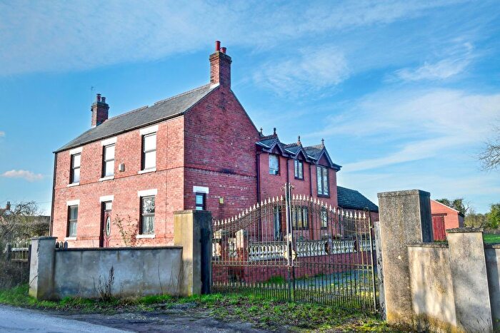 4 Bedroom Farmhouse For Sale In Heapham, Gainsborough, DN21
