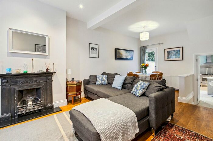 4 Bedroom Terraced House To Rent In Amies Street, London, SW11