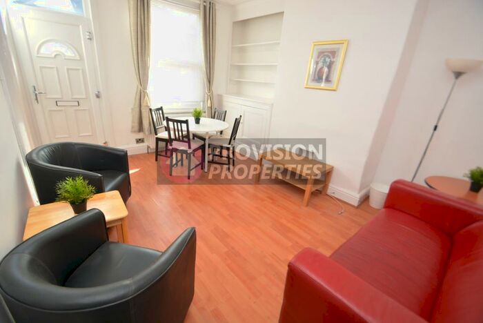 3 Bedroom Terraced House To Rent In Wetherby Place, Burley, Leeds, LS4