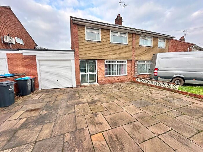 3 Bedroom Semi Detached House For Sale In Websters Lane, Great Sutton, CH66