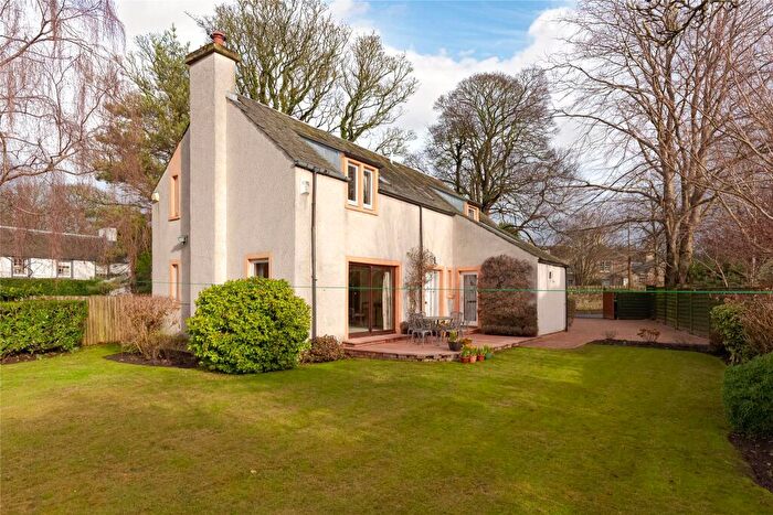 4 Bedroom Detached House For Sale In Cramond Glebe Road, Edinburgh, EH4