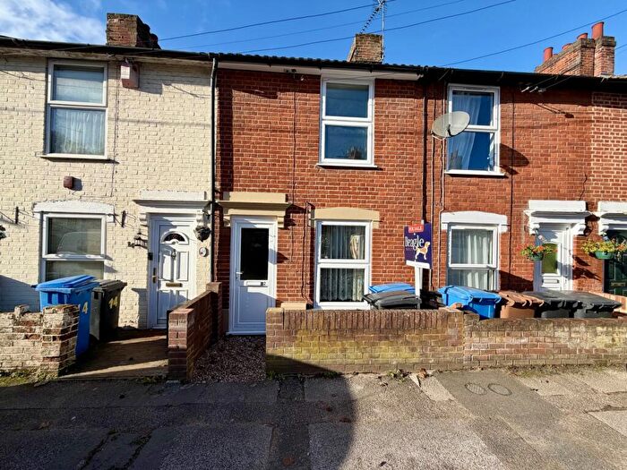 3 Bedroom Terraced House For Sale In Myrtle Road, Ipswich, IP3