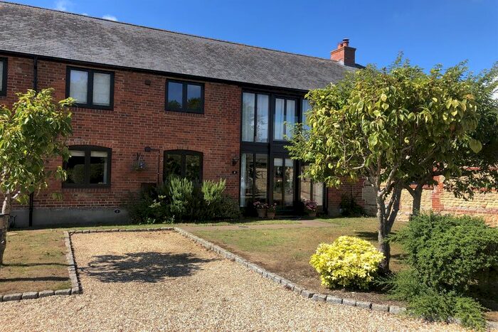 2 Bedroom Flat For Sale In The Granary, Old Park Lane, Fishbourne, PO18