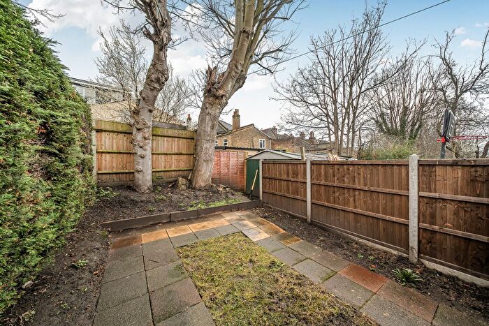 2 Bedroom Flat For Sale In Mount Pleasant Road, London, SE13