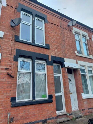 2 Bedroom Terraced House To Rent In Skipworth Street, Leicester, LE2