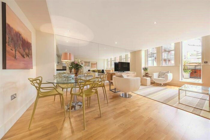 3 Bedroom Flat To Rent In Marsham Street, Westminster, London, SW1P