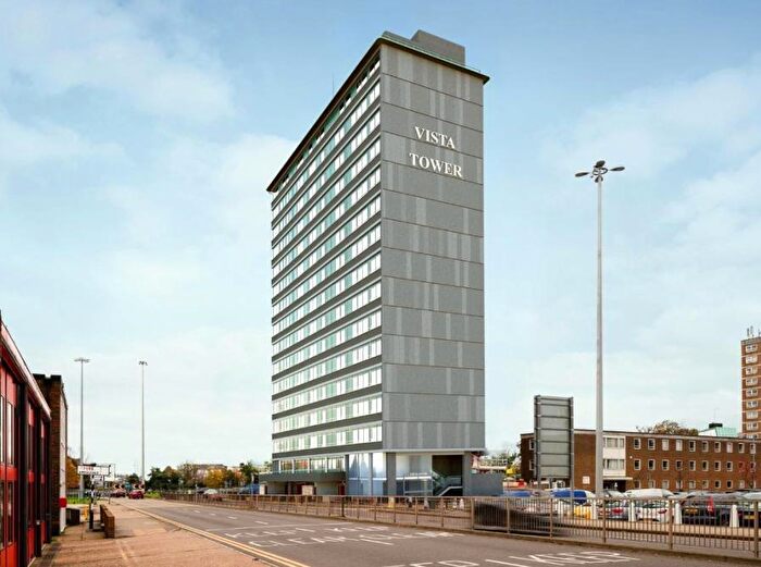 2 Bedroom Flat To Rent In Southgate, Stevenage, SG1